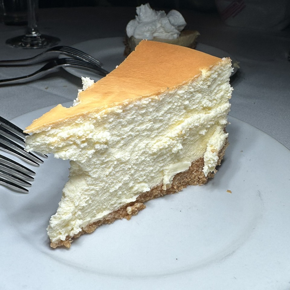 Cheesecake $10 at Taylor's Prime Steak House on #foodmento http://foodmento.com/place/14285