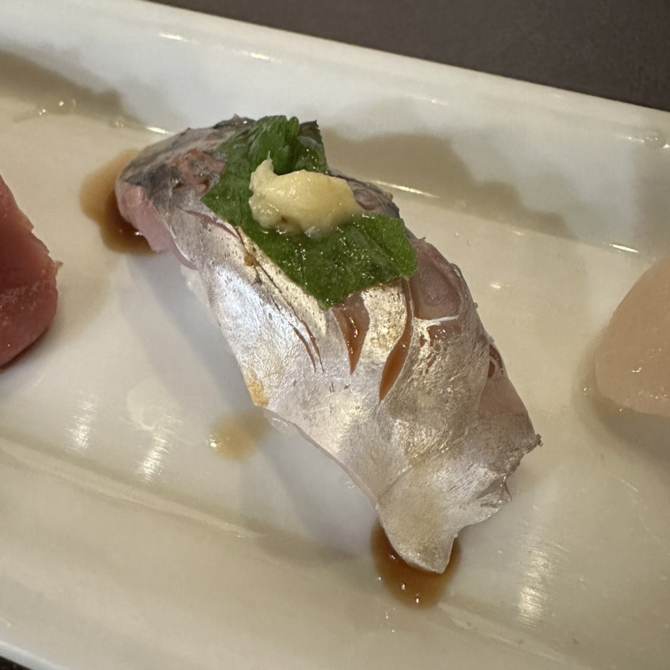 Spanish Mackerel Sushi 2px $8.50 from Uzumaki on #foodmento http://foodmento.com/dish/55672