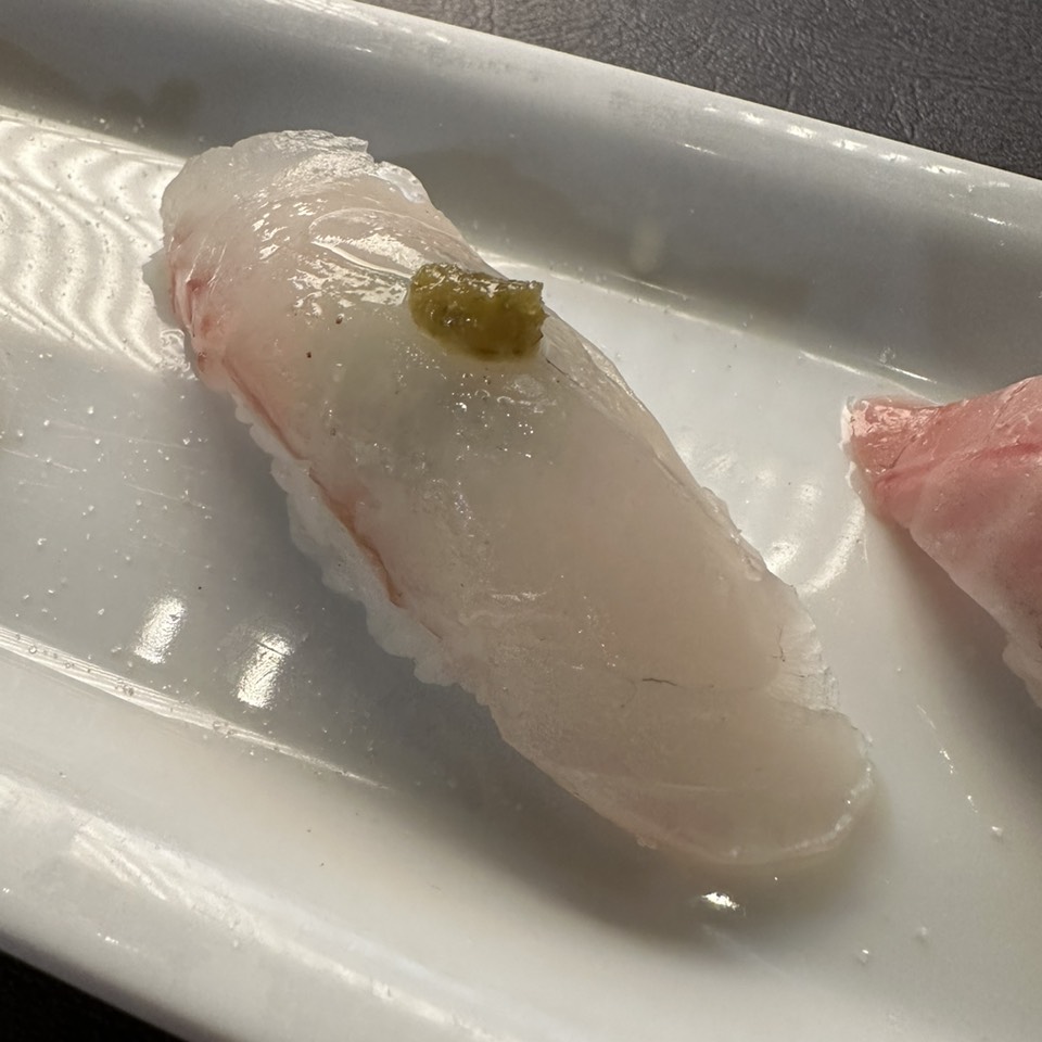 Sea Bream Sushi 2pc $8.50 at Uzumaki on #foodmento http://foodmento.com/place/14357
