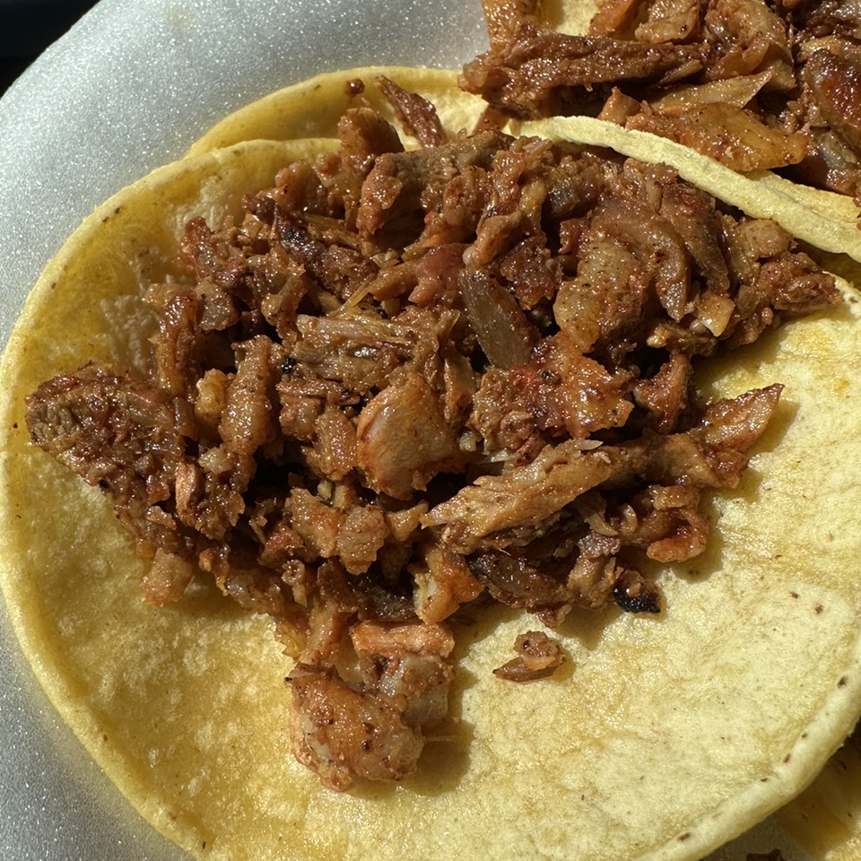 Al Pastor Taco $2 from Jason's Tacos on #foodmento http://foodmento.com/dish/55703