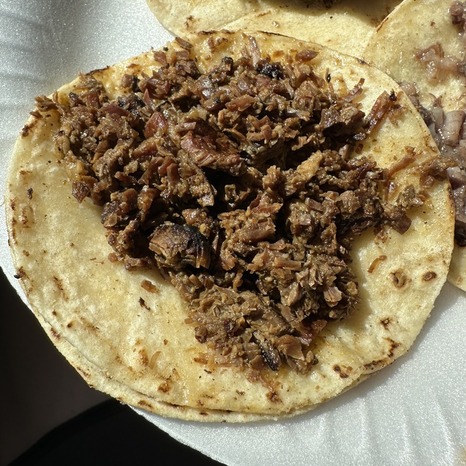 Asada Taco $2.25 at Tacos el toro (al vapor) on #foodmento http://foodmento.com/place/14365