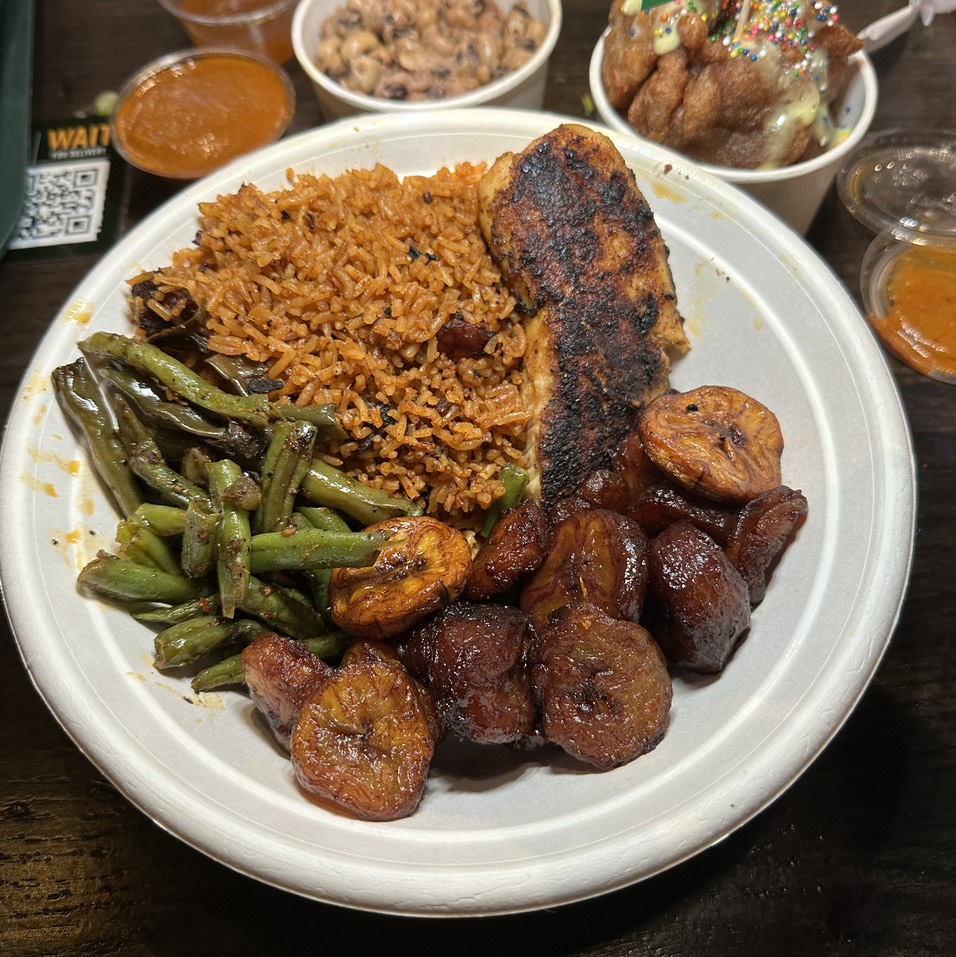 Rice Bowl (Snapper, Jollof Rice) $20 on #foodmento http://foodmento.com/dish/55962