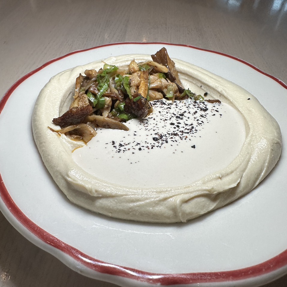 Foraged Mushroom Hummus $24 at Safta on #foodmento http://foodmento.com/place/14464