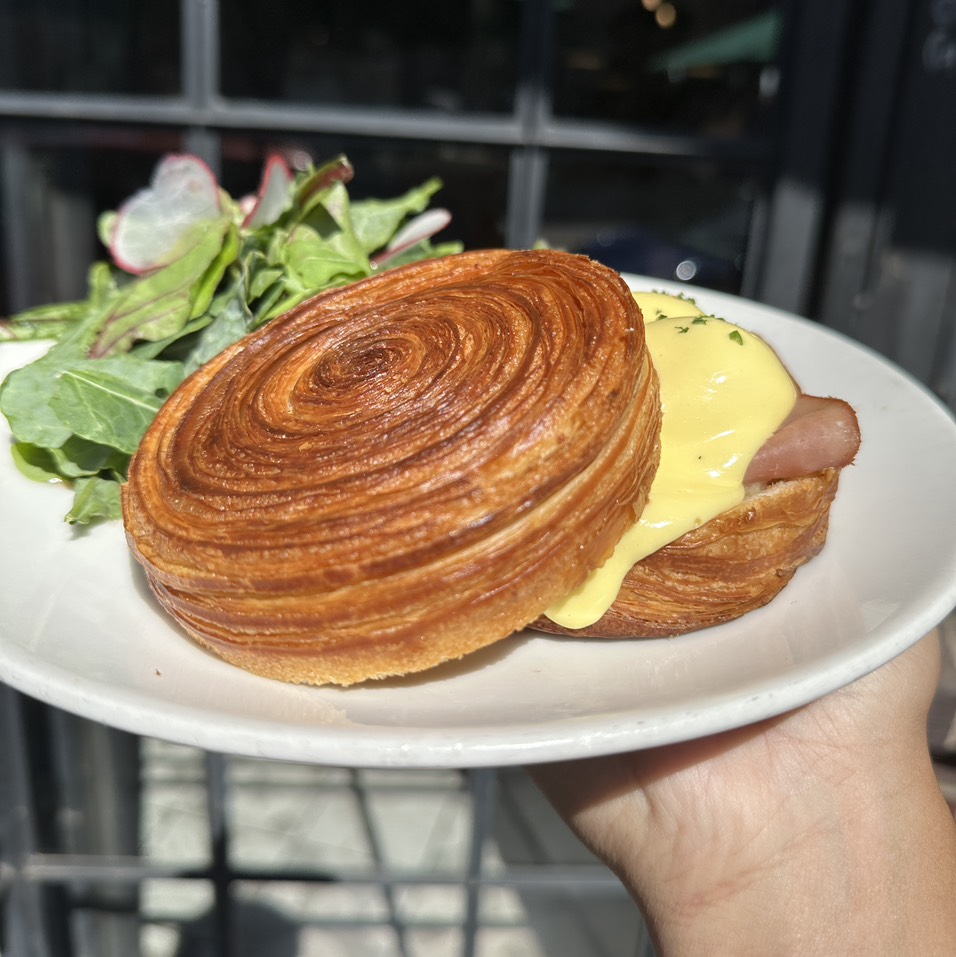 Eggs Benedict On Croissant $14 at Izzio Bakery on #foodmento http://foodmento.com/place/14472