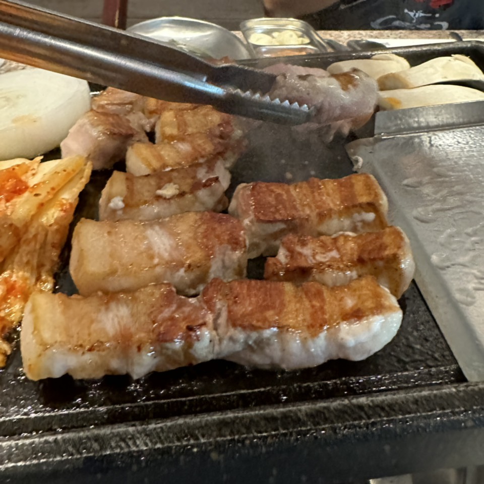Mugi Fuji Pork Belly $35 at Moo Bong Ri on #foodmento http://foodmento.com/place/14514