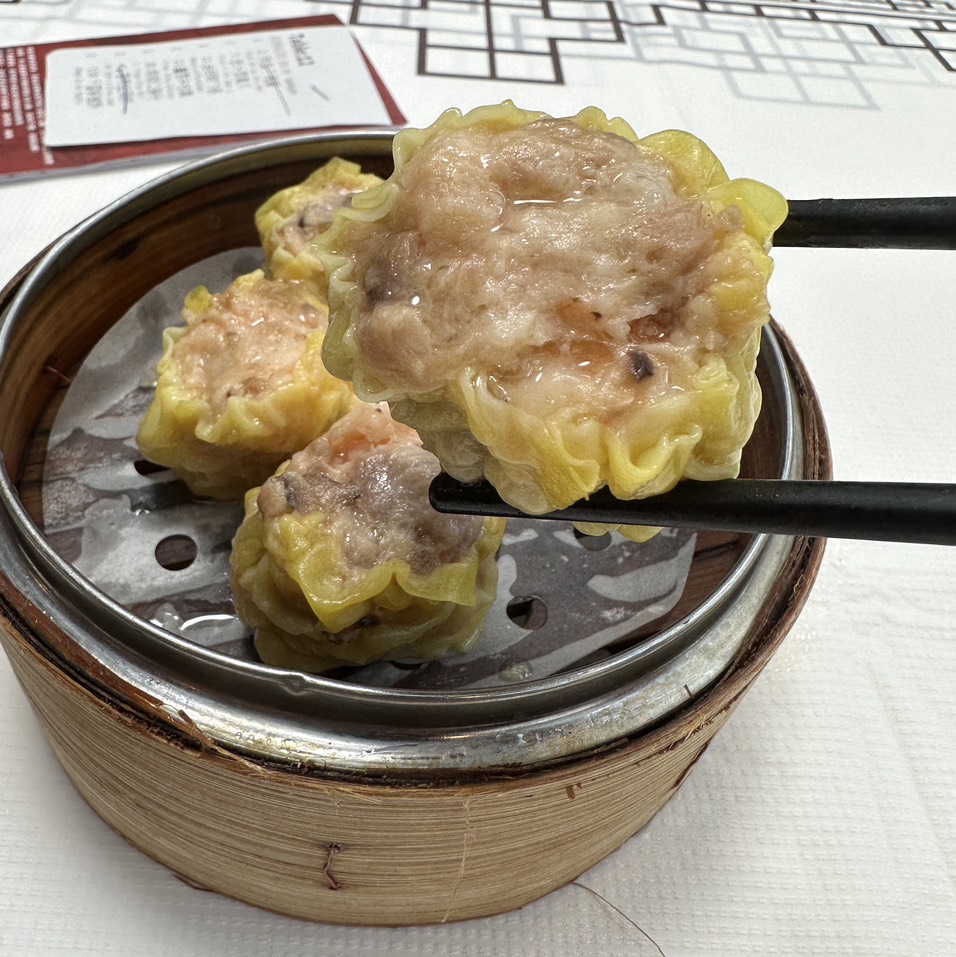 Steamed Pork & Shrimp Shumai $10 at Sun Sui Wah on #foodmento http://foodmento.com/place/14551