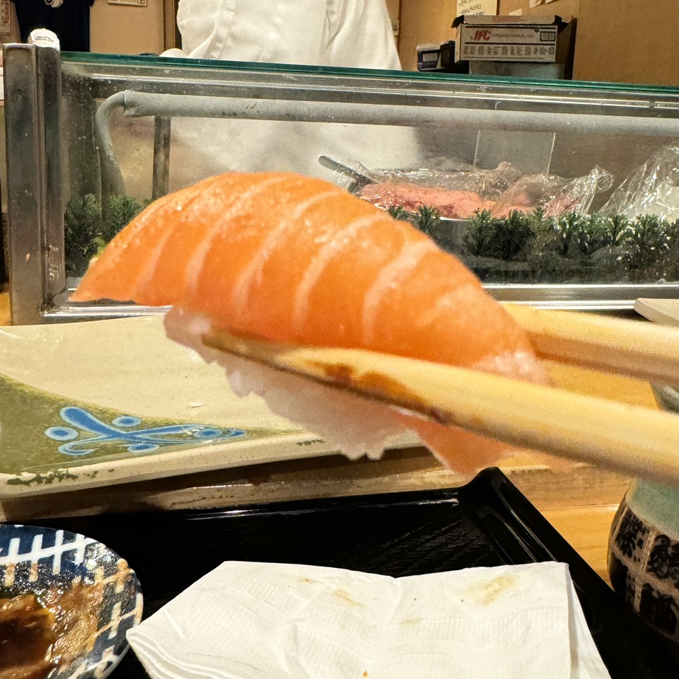 Salmon Sushi $6 at Hama Sushi on #foodmento http://foodmento.com/place/14681