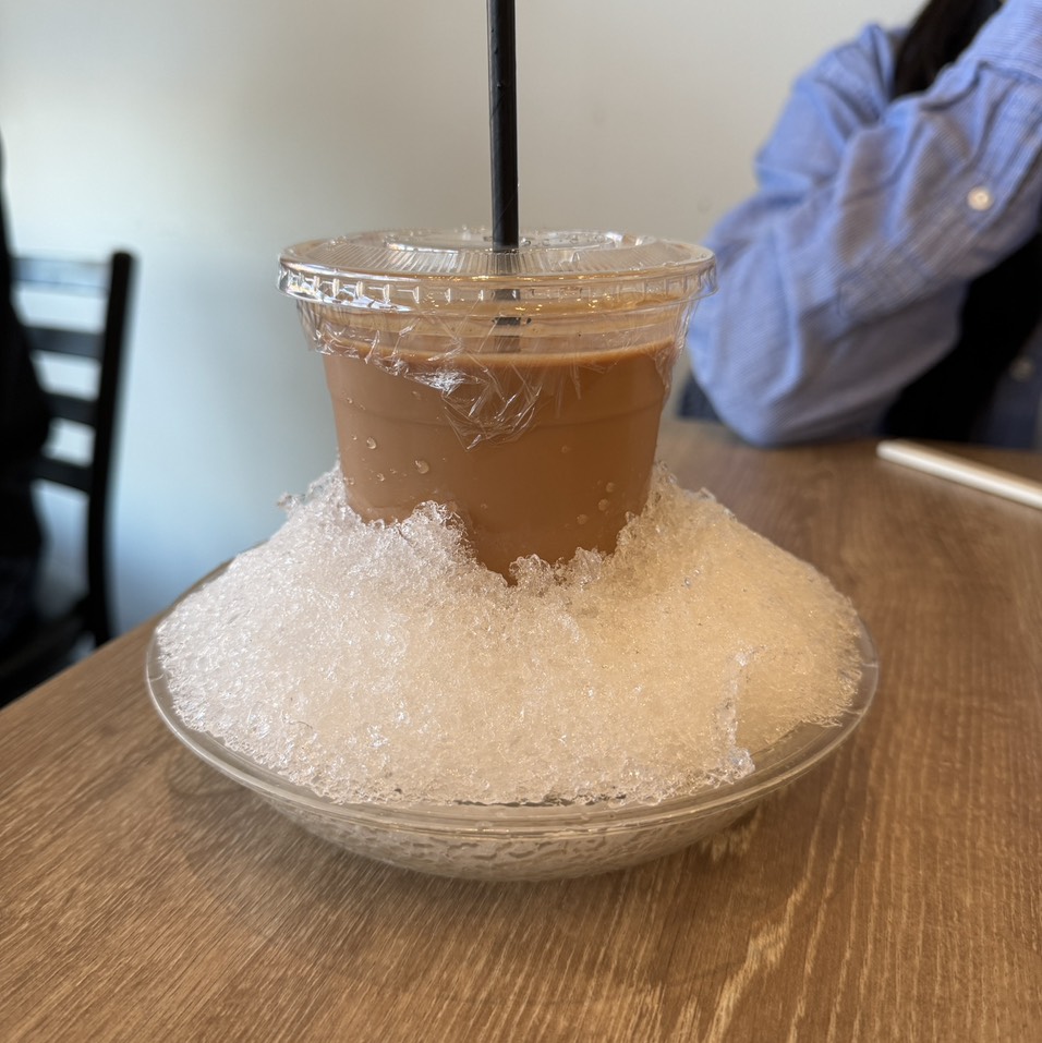 Hong Kong Style Frozen Milk Tea $6 at Yin Ji Chang Fen 銀記腸粉 on #foodmento http://foodmento.com/place/14724