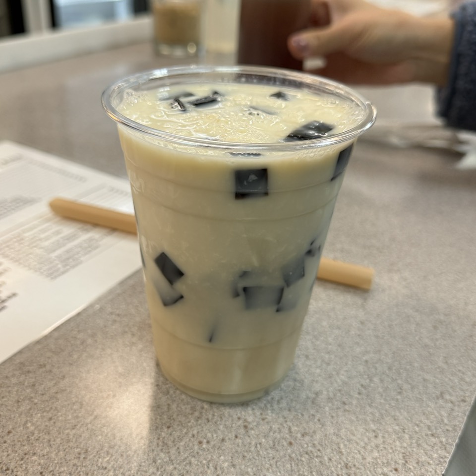 Soy milk With Grass Jelly & Soy Pudding $6.50 at Excellent Tofu & Snacks Ltd on #foodmento http://foodmento.com/place/14727