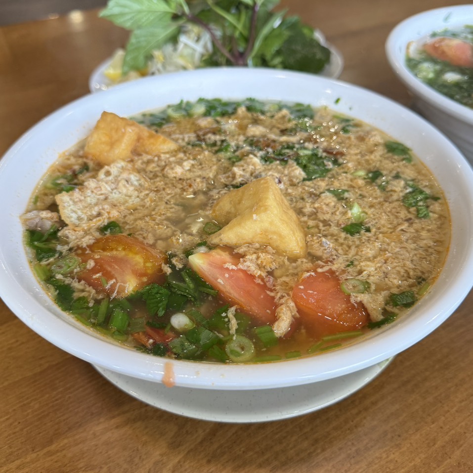 Bun Rieu $18 at Bún chả cá  Hoàng Yến (Bun Cha Ca Hoang Yen) on #foodmento http://foodmento.com/place/14745