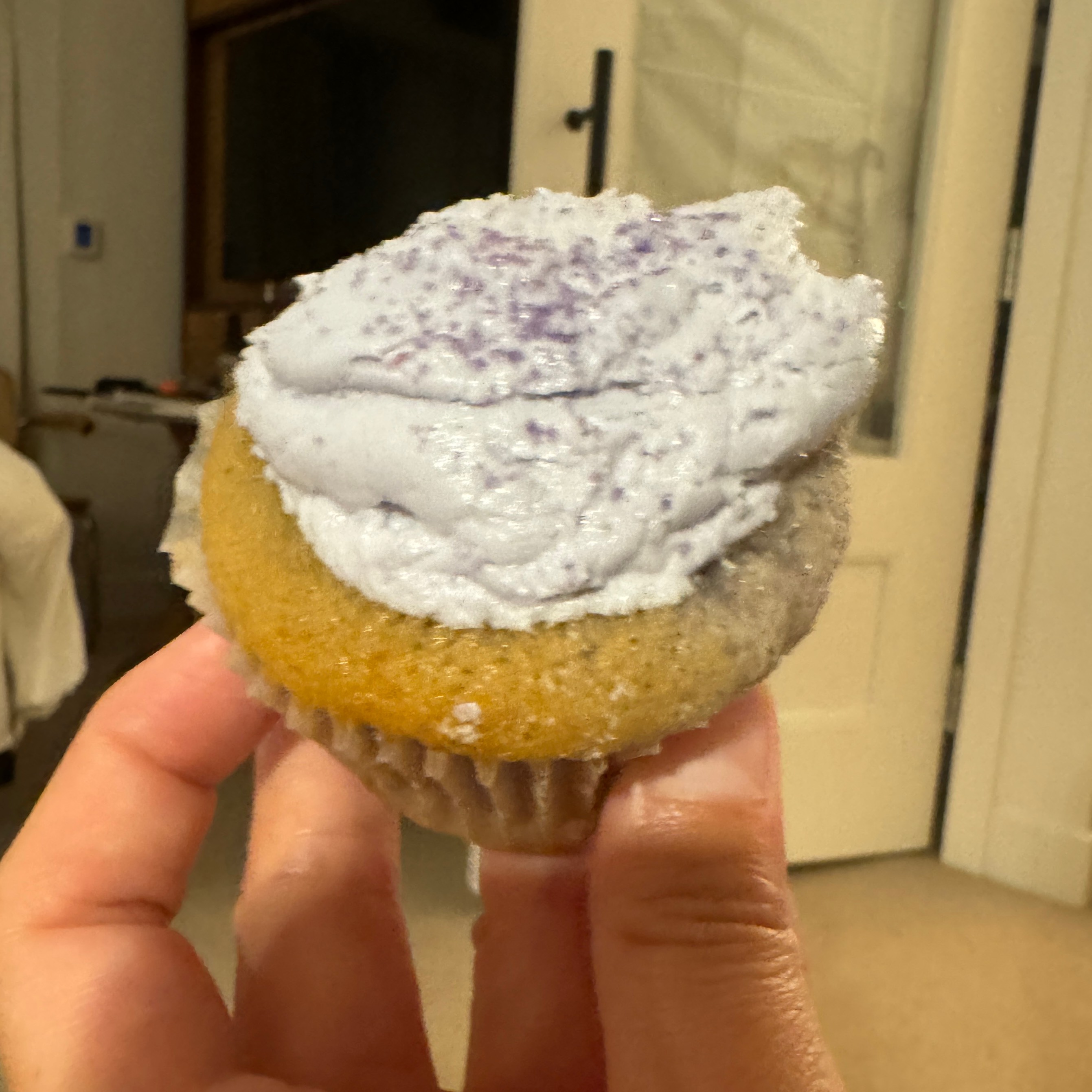 Lavender Earl Grey Teacake Cupcake $4 at Georgetown Cupcake on #foodmento http://foodmento.com/place/14997