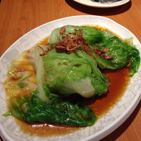 Poached Lettuce at Xin Wang Hong Kong Café | 新旺香港茶餐廳 on #foodmento http://foodmento.com/place/150