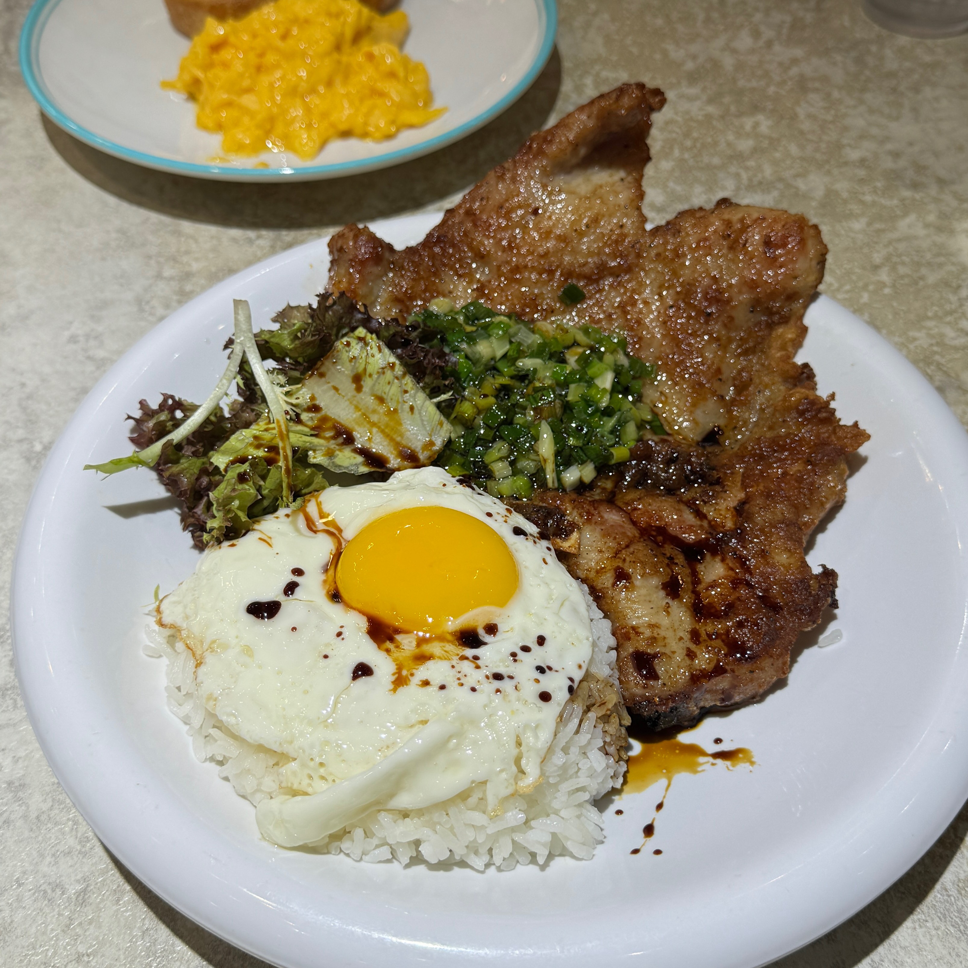 Hei Hei's Pork Chop Rice $65 at soul kitchen on #foodmento http://foodmento.com/place/15195