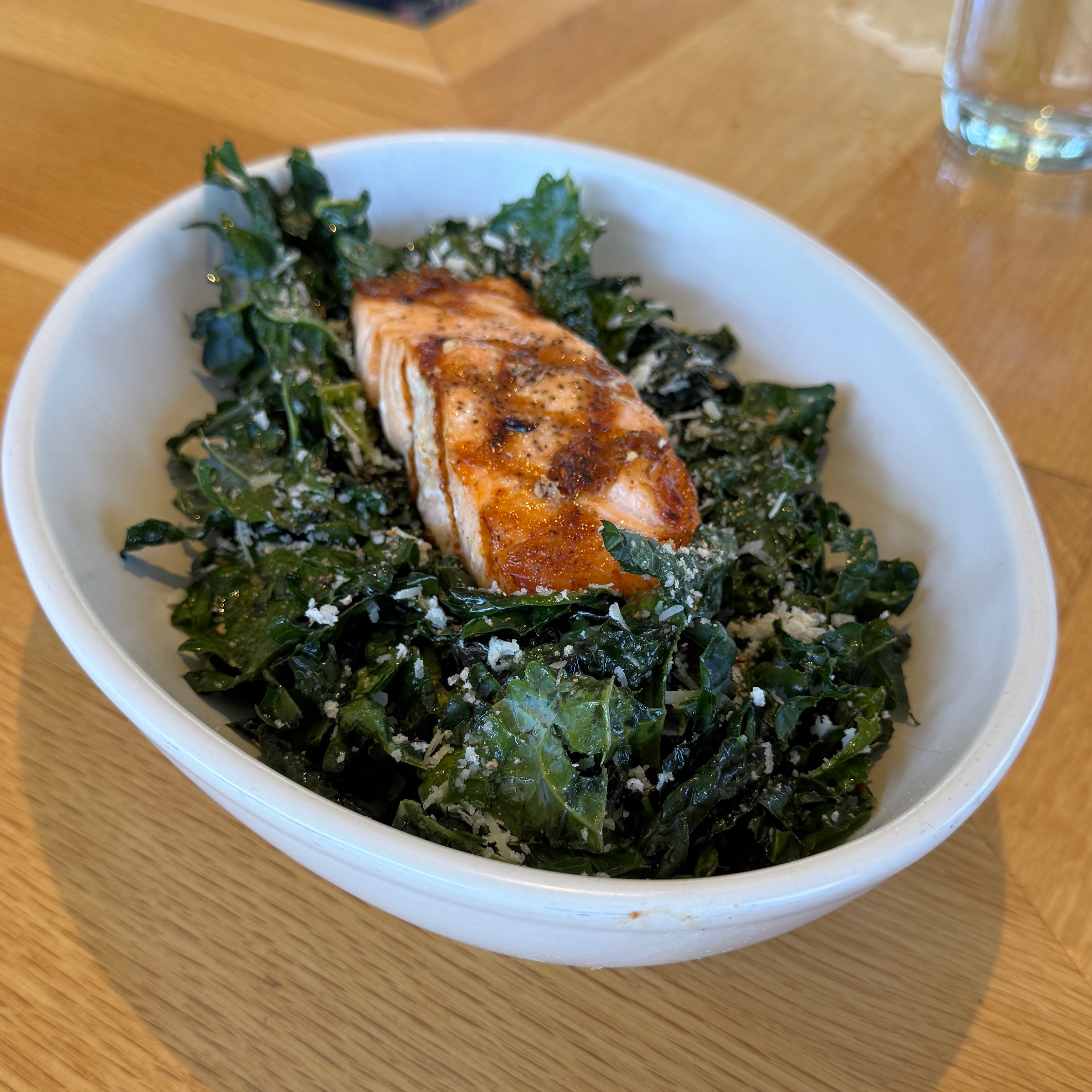 Organic Tuscan Kale Salad with Salmon $24.25 at True Food Kitchen on #foodmento http://foodmento.com/place/15220