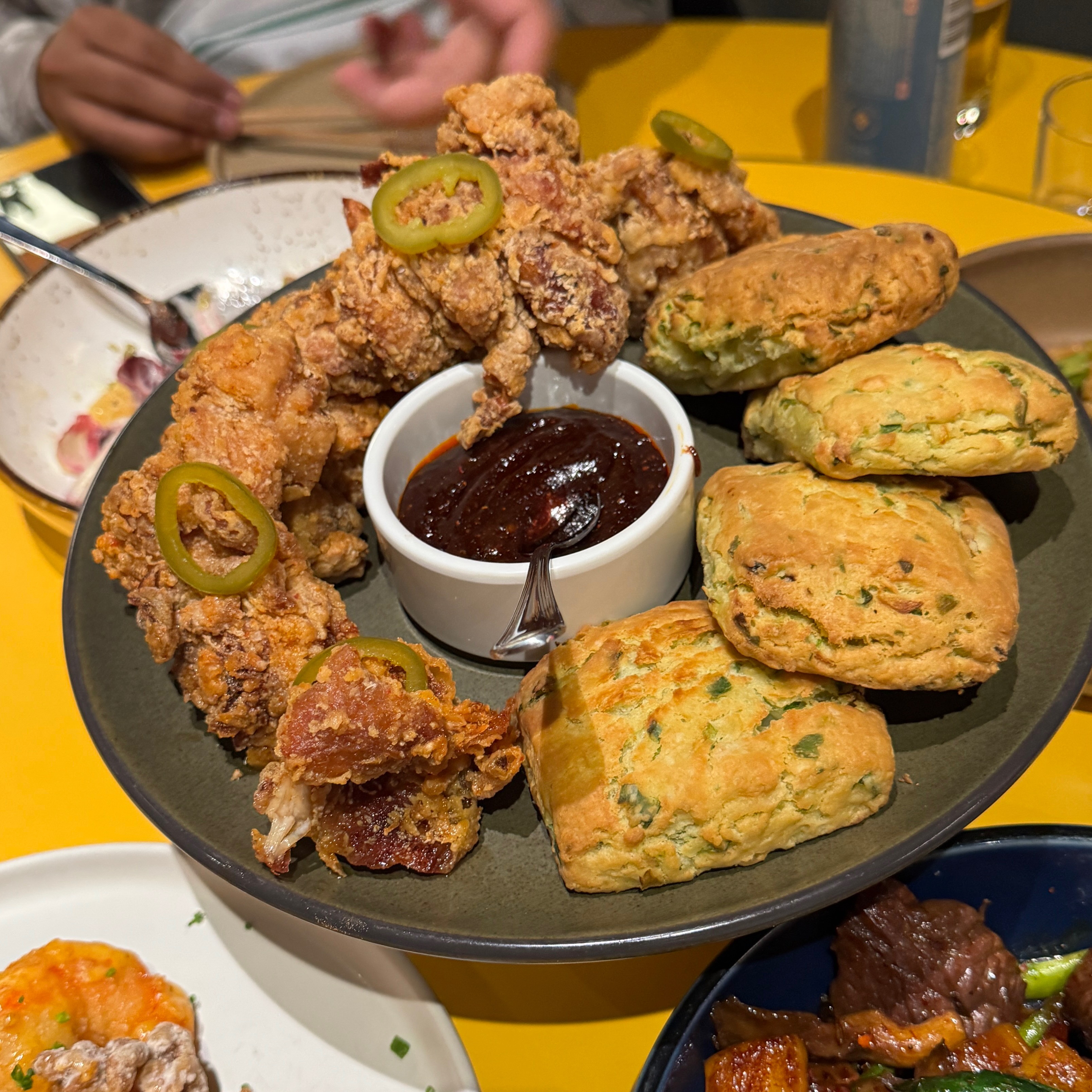 Salt & Pepper Chicken W Scallion Biscuits $25 at Potluck Club on #foodmento http://foodmento.com/place/15289