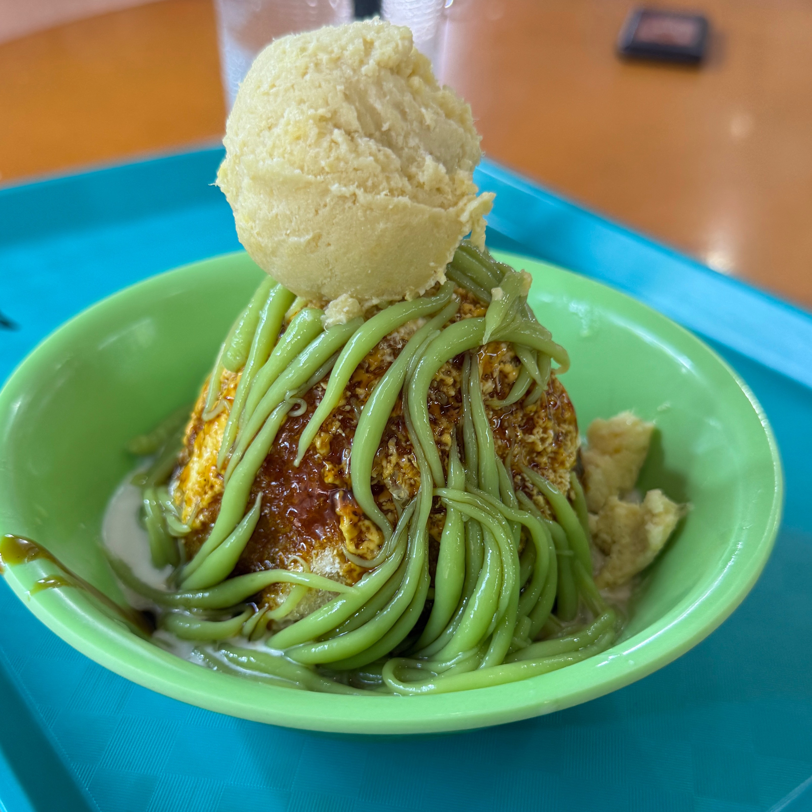 Durian Chendol $3.50 from 20. Nonya Cendol (Chendol coconut dessert) 01-02 Maxwell on #foodmento http://foodmento.com/dish/59546