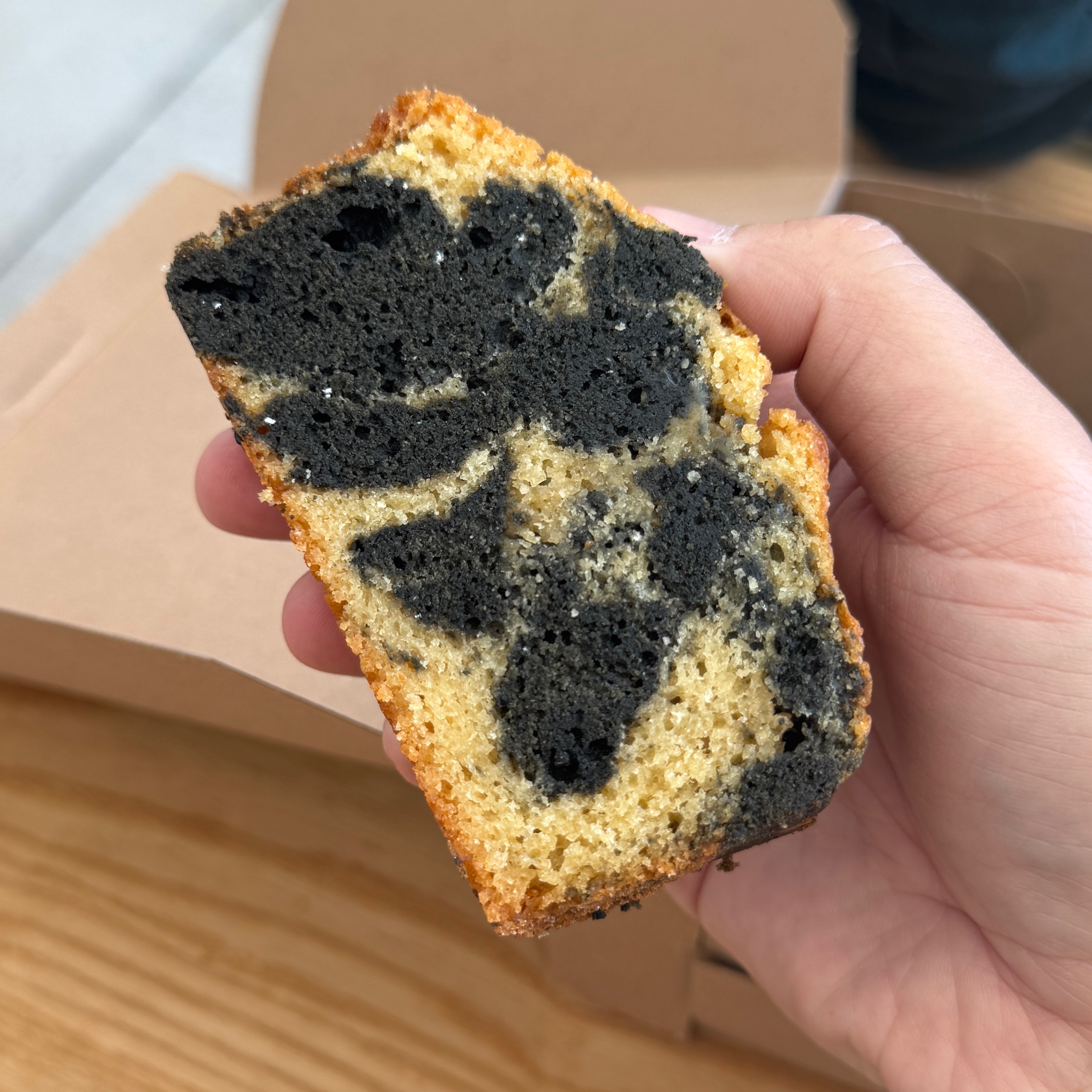 Ssuk Marble Pound Cake $7 at Modu Cafe on #foodmento http://foodmento.com/place/15448