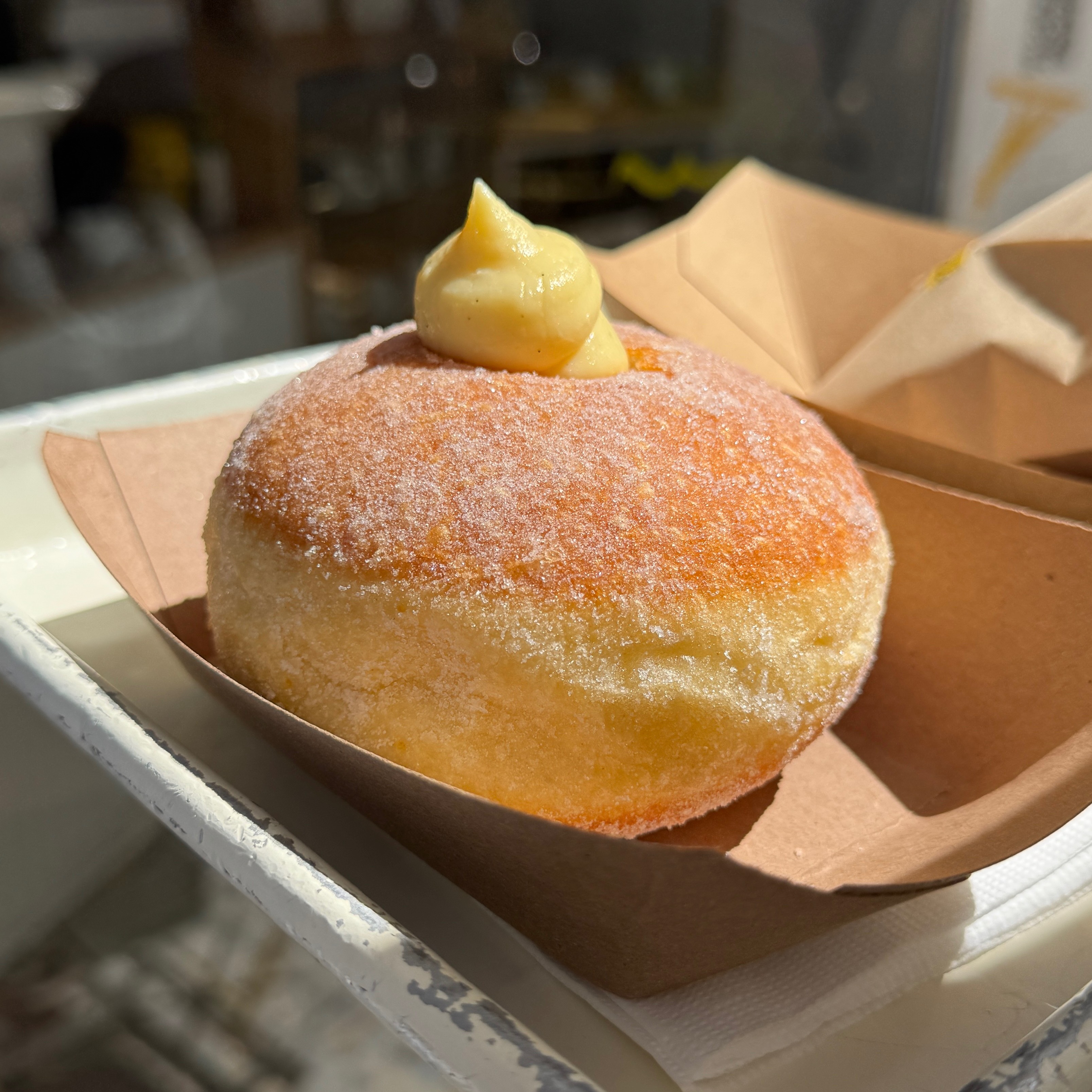 Bomboloni With Custard $6 from Ceci's Gastronomia on #foodmento http://foodmento.com/dish/60113