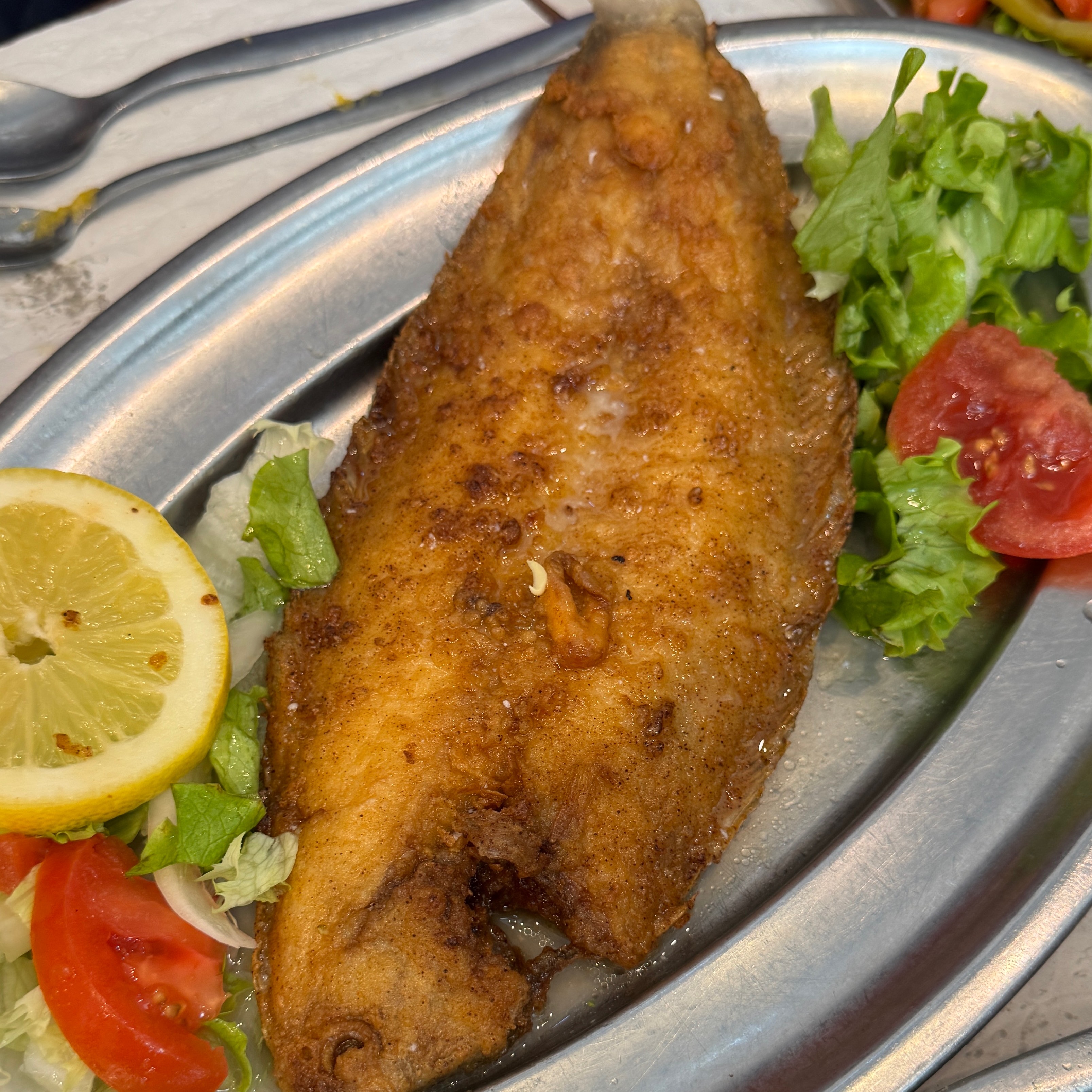 Fried Sole $19.90 at A Merendinha do Arco Bandeira on #foodmento http://foodmento.com/place/15491