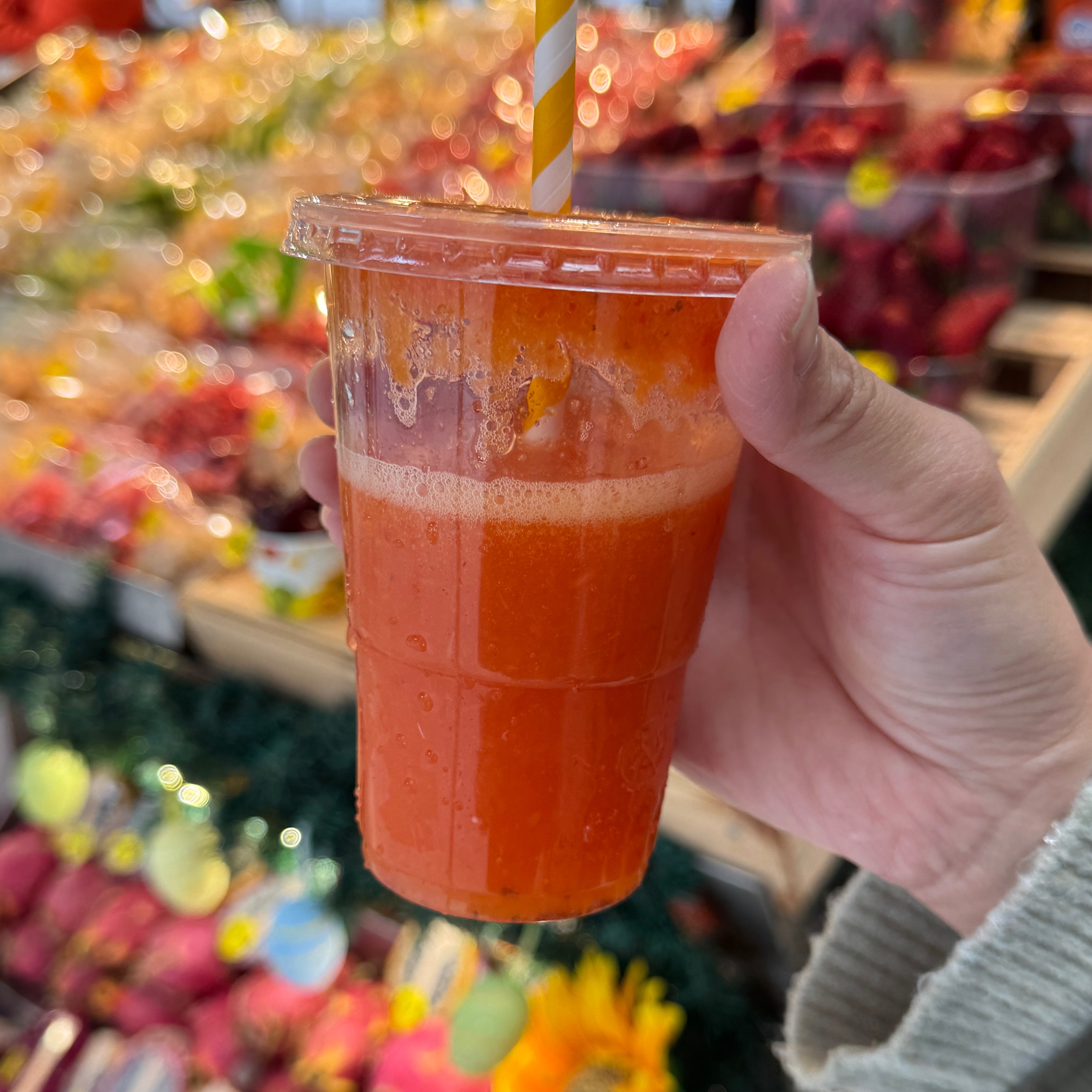 Mixed Fruit Juice $2.50 at Mercado do Bolhão (Bolhao) on #foodmento http://foodmento.com/place/15505