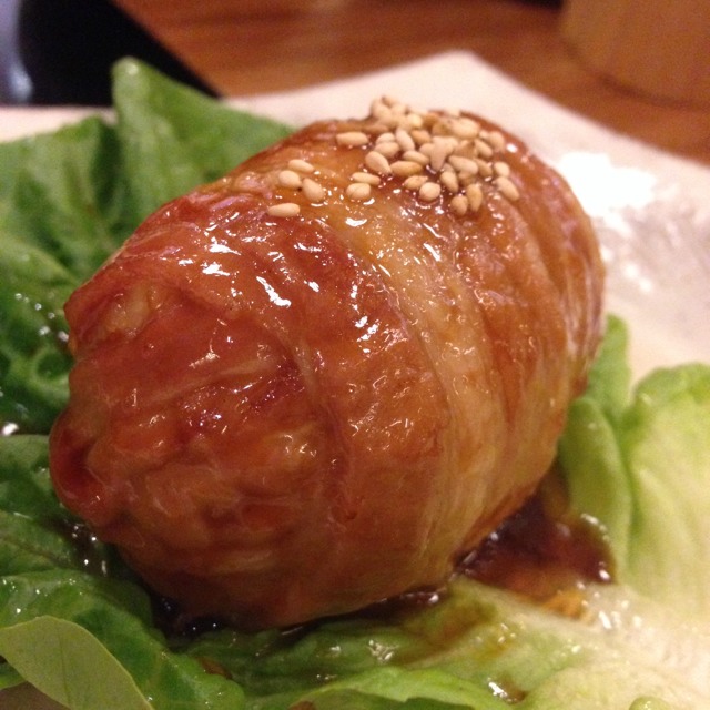 Nikumaki Onigiri (Rice Ball Wrapped In Pork) at Tsukada Nojo 塚田農場 Japanese "Bijin Nabe" Restaurant on #foodmento http://foodmento.com/place/1567