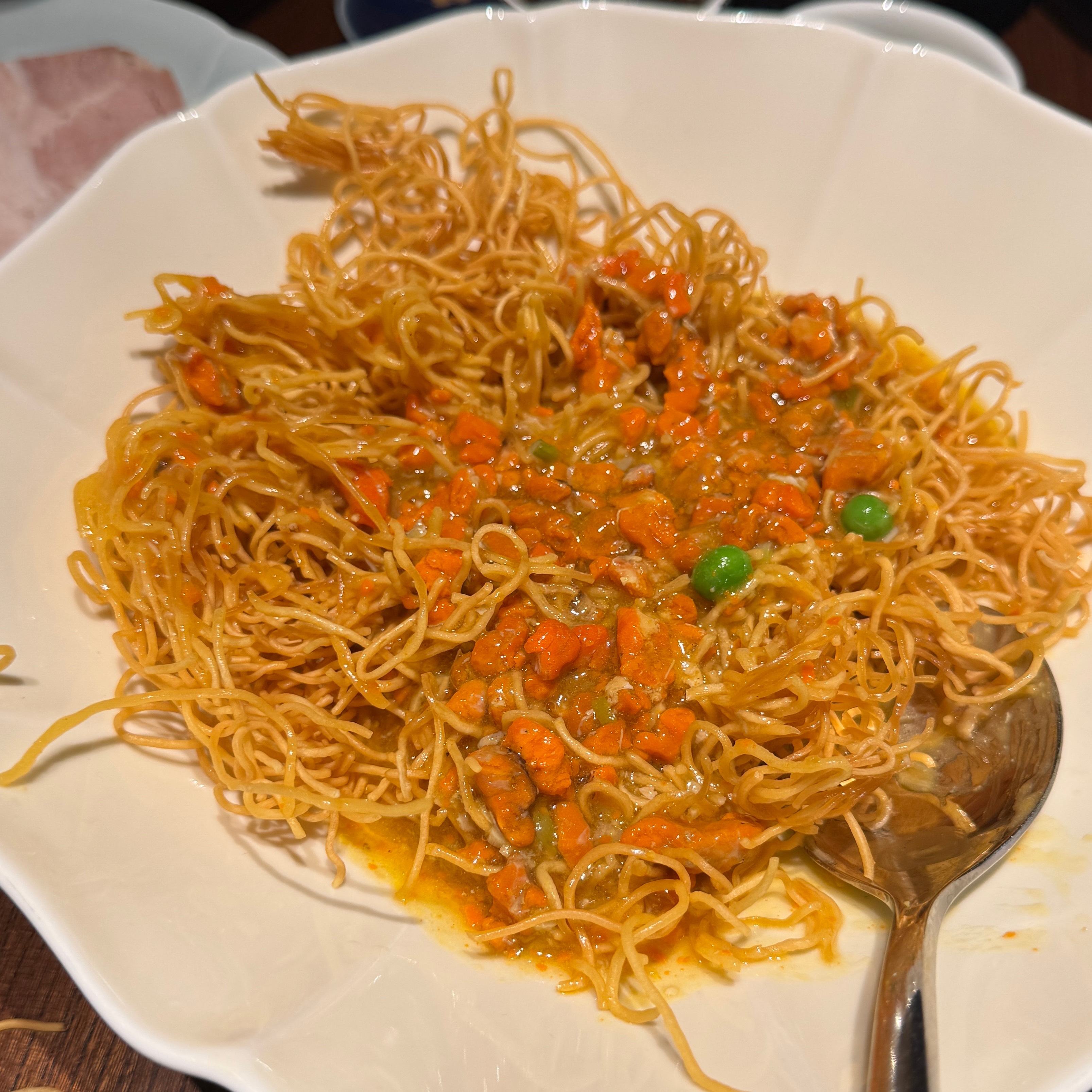 Crab Roe Crispy Noodles at Tangzhengxing Gusu Yamian (Huaihai Middle Road Branch) on #foodmento http://foodmento.com/place/15893