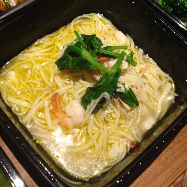 Shredded Beancurd Skin In Shrimp Broth from HaiPai on #foodmento http://foodmento.com/dish/5918