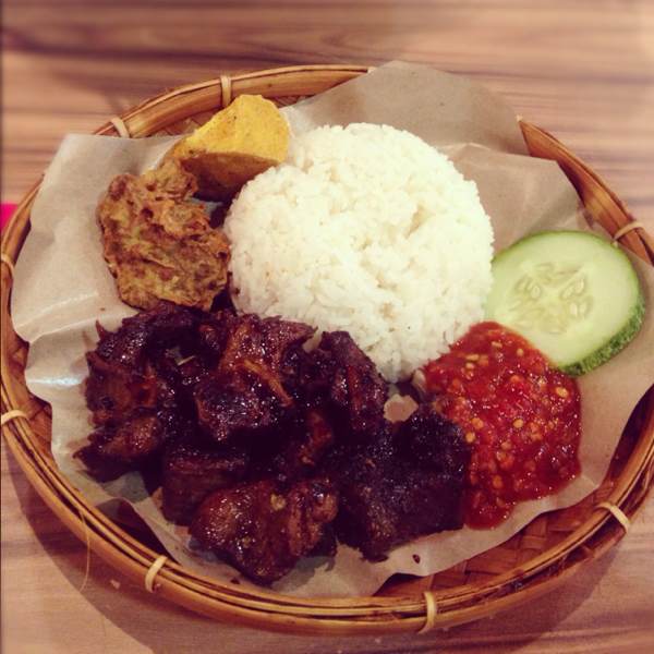 Iga Bakar (Grilled Beef Rib) @ Indonesian Penyet from NTUC FoodFare on #foodmento http://foodmento.com/dish/1674