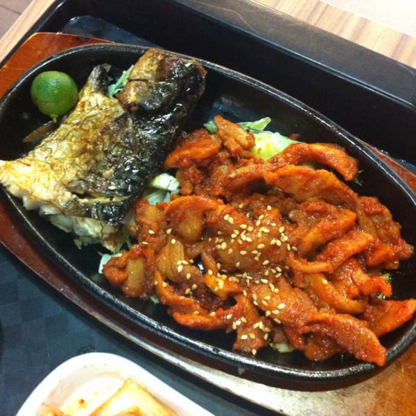 Saba & Pork over Rice (@ Korean) from NTUC FoodFare on #foodmento http://foodmento.com/dish/520