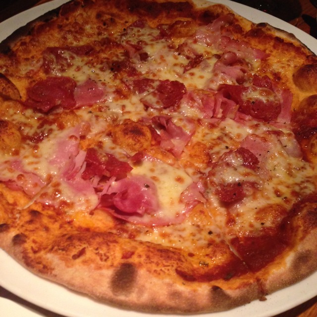 Scugnizzo Pizza (Ham, Salame) at Mr Willis on #foodmento http://foodmento.com/place/1606