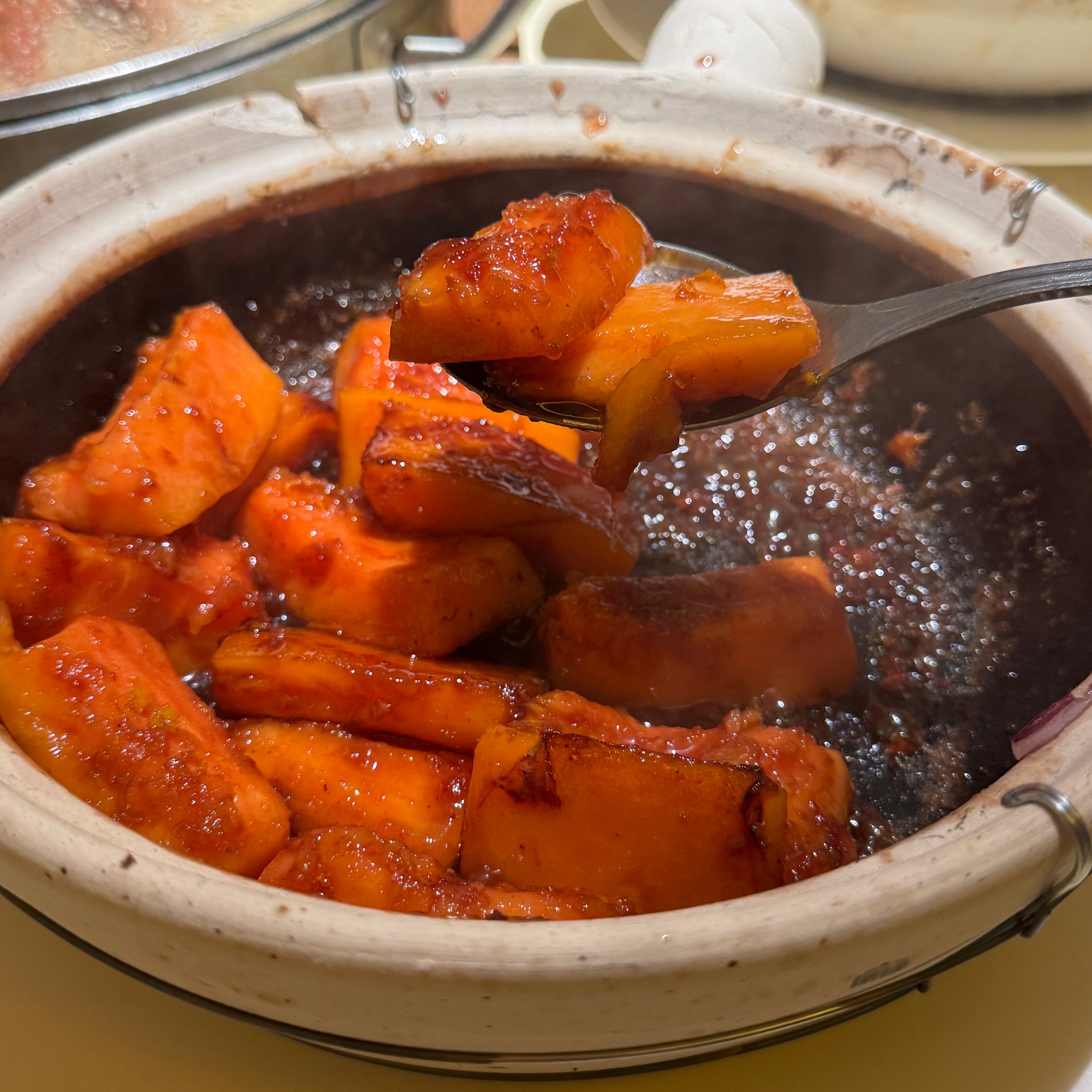 Papaya in Claypot Y59 at Wisca (惠食佳滨江大公馆) on #foodmento http://foodmento.com/place/16097