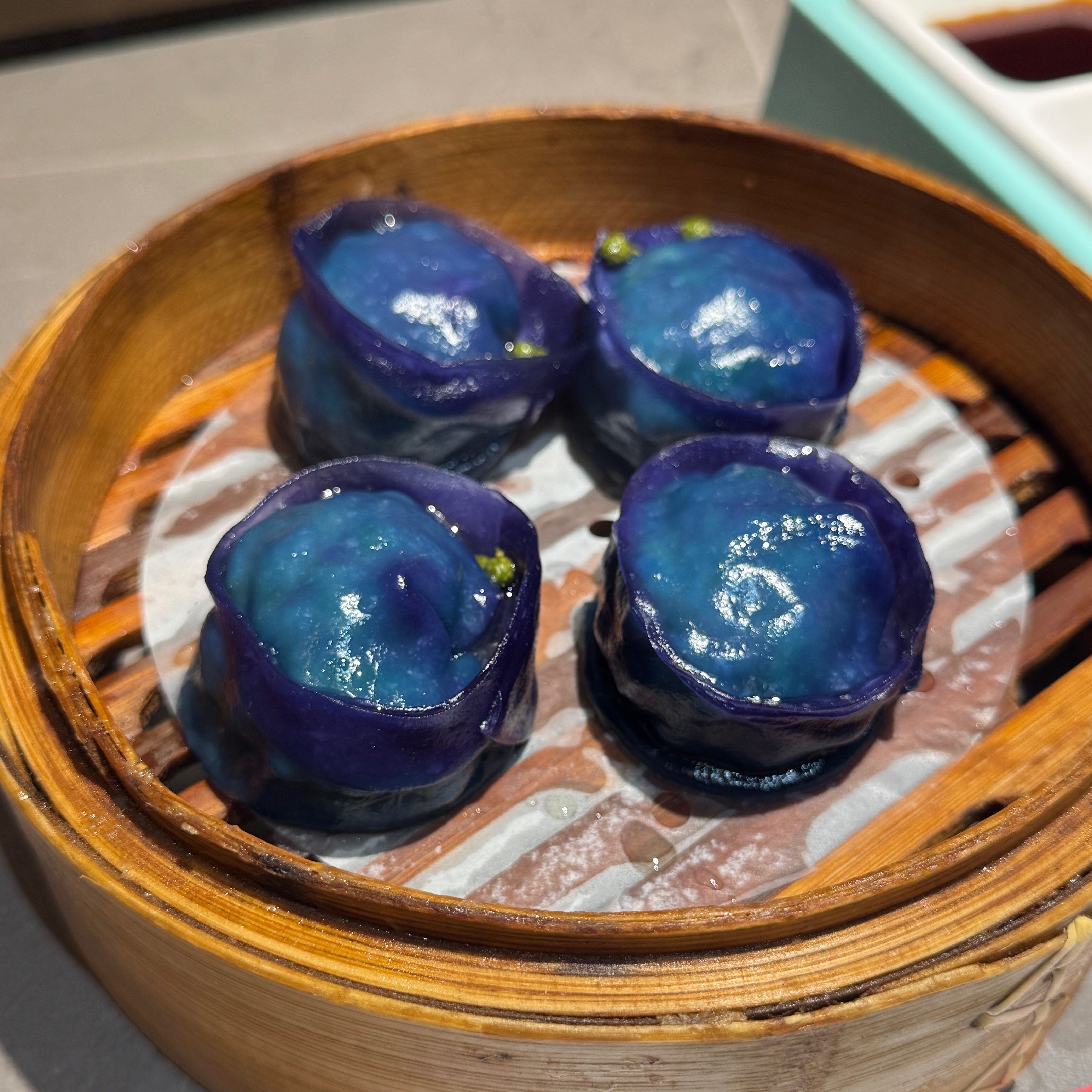 Blue Butterfly Sichuan Pepper Shrimp Dumplings Y36 at Chuxianglou Yuedian Tea House on #foodmento http://foodmento.com/place/16103