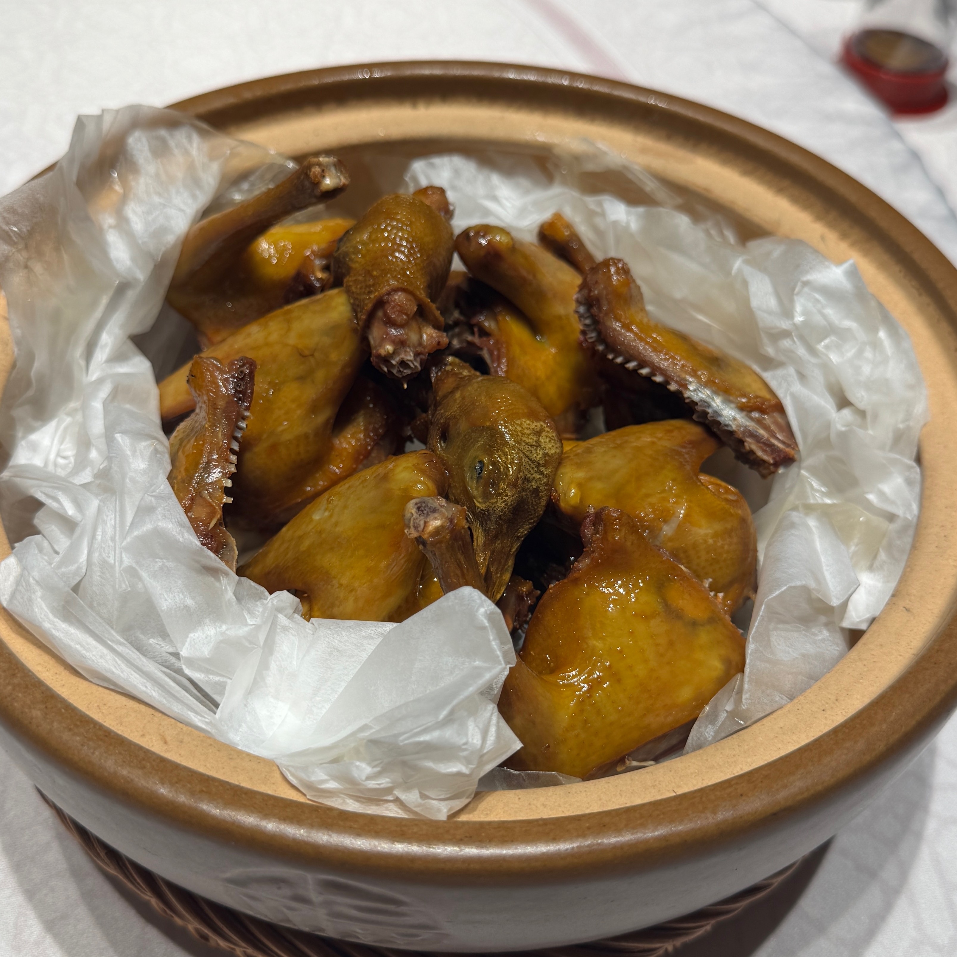 Salt Baked Pigeon Y55 at Dagefan (Tiyu West Branch) on #foodmento http://foodmento.com/place/16158