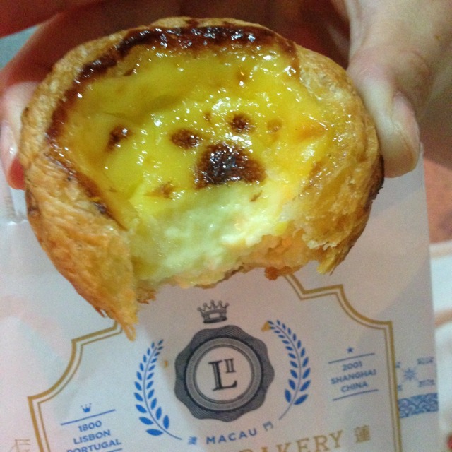 Portuguese Egg Tart at 莉莲蛋挞饼屋 | Lillian Cake Shop on #foodmento http://foodmento.com/place/1615