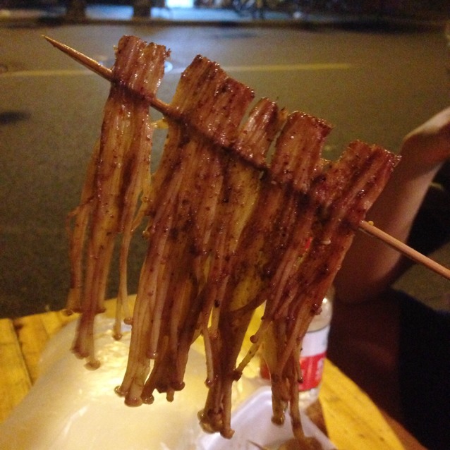 Grilled Enoki Mushrooms from 四川麻辣烫 on #foodmento http://foodmento.com/dish/6000