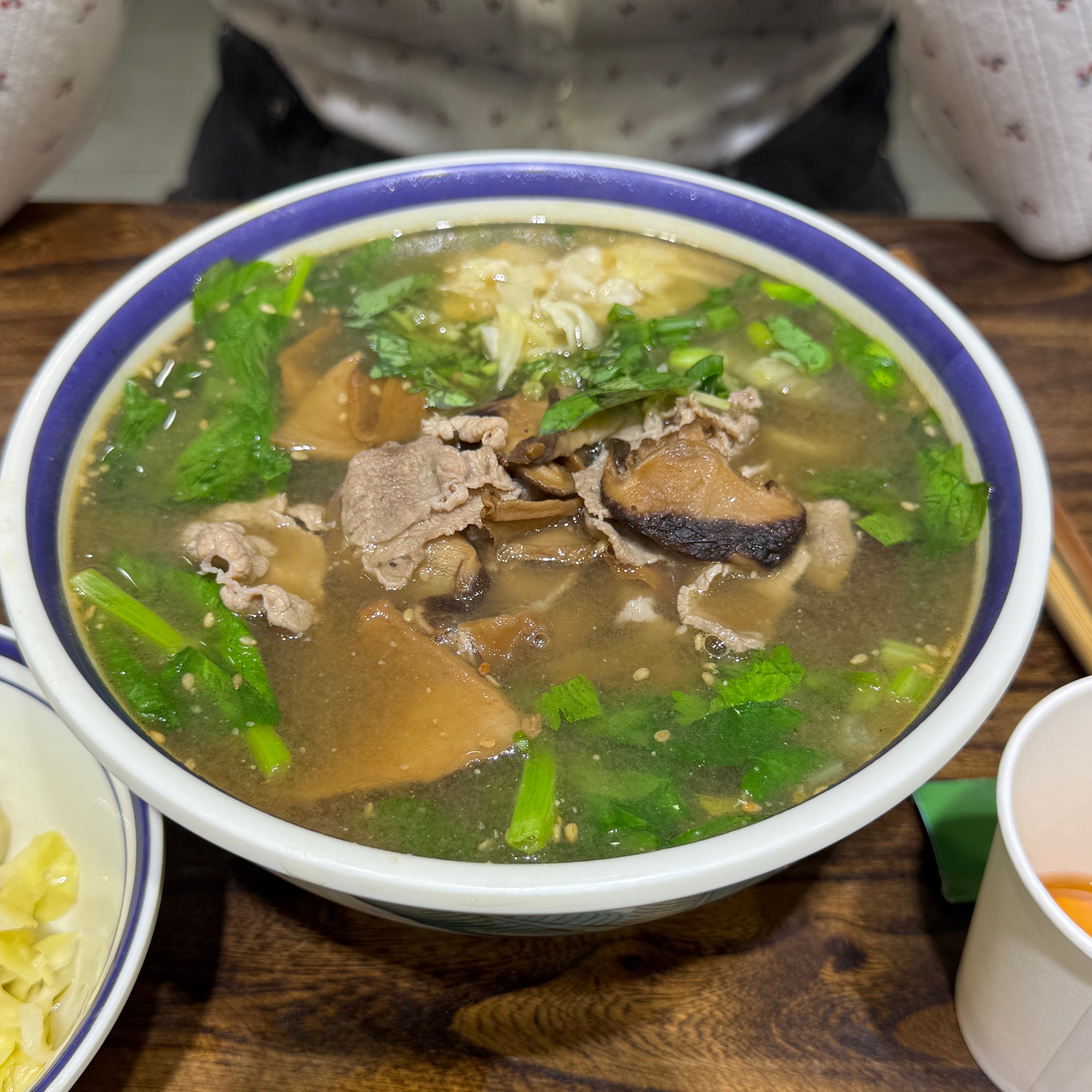 Beef & Mushroom Noodle Soup Y30 at Yun'aman Yunnan Shengtang Beef Rice Noodles on #foodmento http://foodmento.com/place/16181