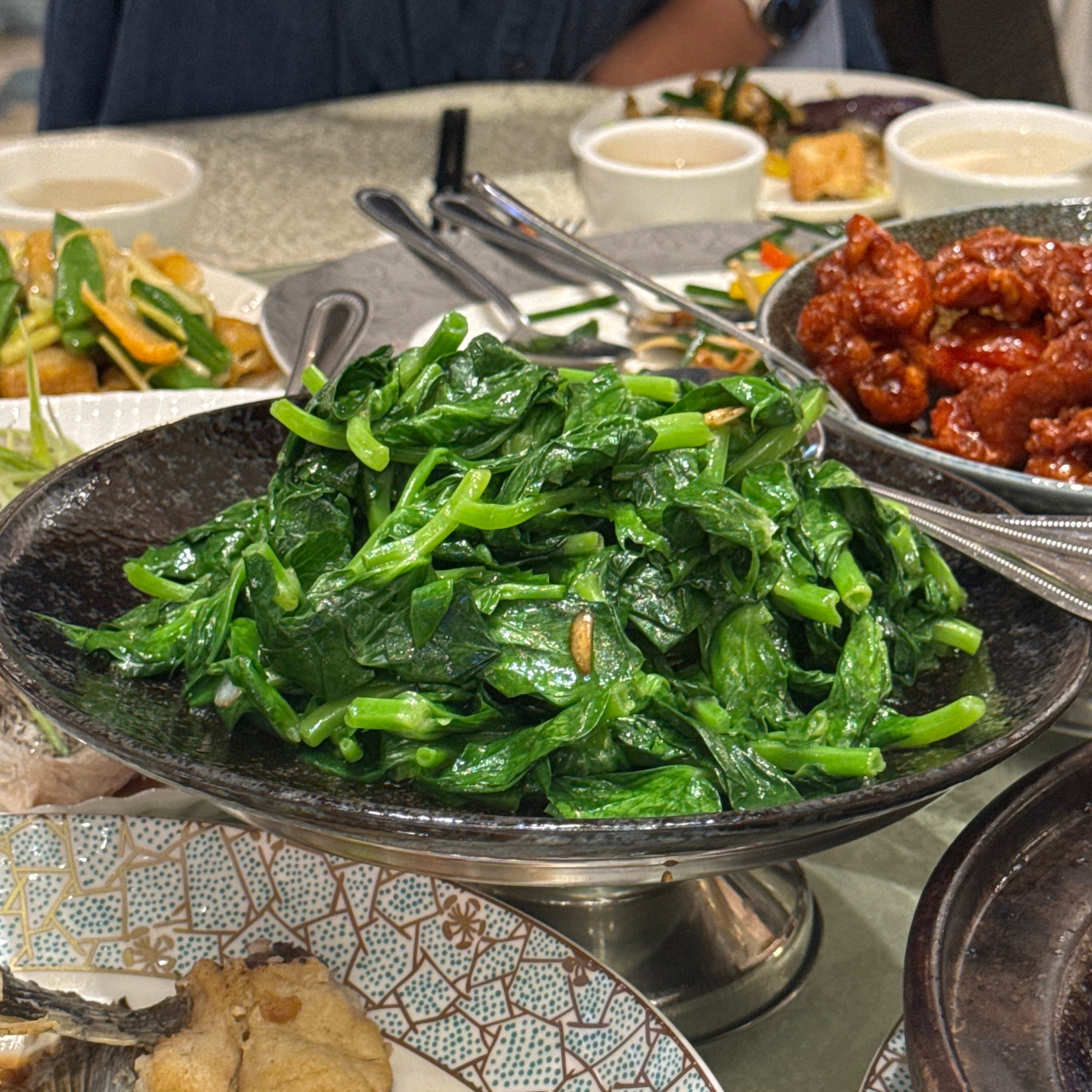 Garlic Pea Sprouts $23 on #foodmento http://foodmento.com/dish/63059