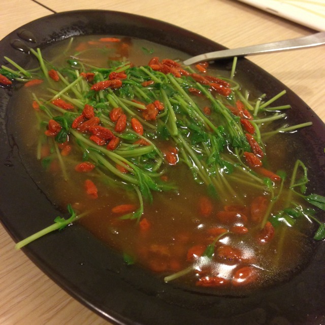 Pea Sprout with Goji at 悦意坊 Yes Natural F & B Vegetarian Restaurant on #foodmento http://foodmento.com/place/1676