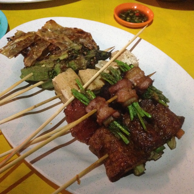 Variety Of Skewers (BBQ, Fried, Boiled) from Ah Sing Lok Lok 阿胜碌碌 on #foodmento http://foodmento.com/dish/7051