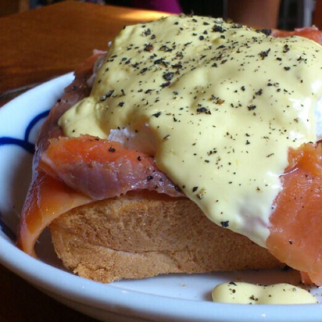 Poached Egg & Smoked Salmon On Toast from Group Therapy on #foodmento http://foodmento.com/dish/7300