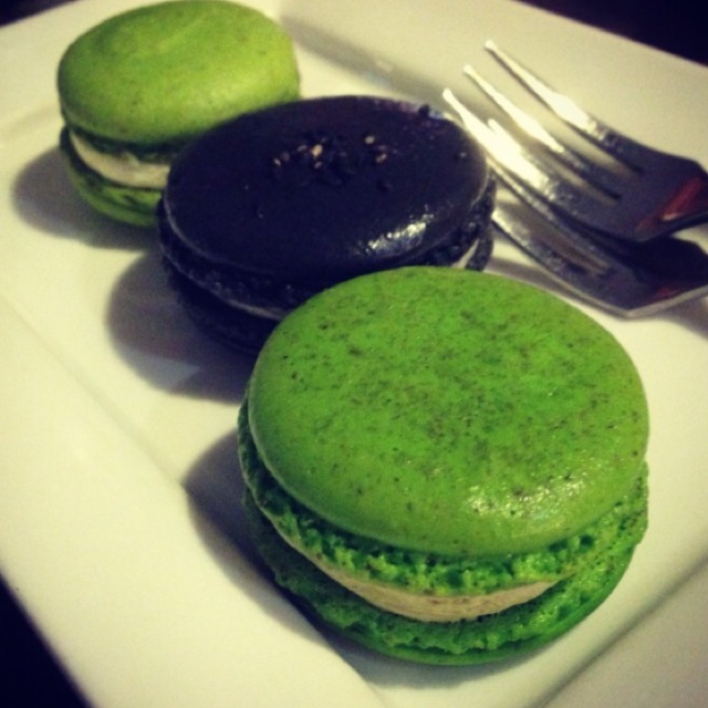 Macarons at Smitten Coffee & Tea Bar on #foodmento http://foodmento.com/place/1959