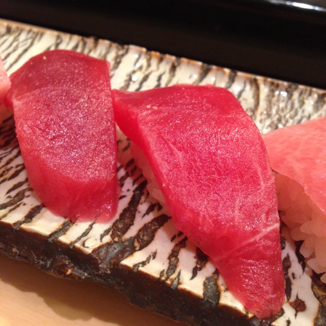 Akami Sushi (Tuna) at 正寿司 on #foodmento http://foodmento.com/place/2253