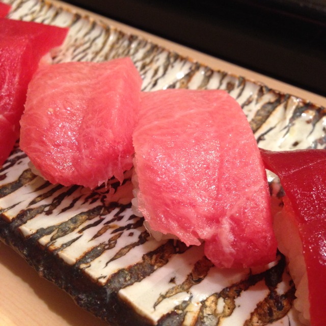 Chutoro Sushi (Medium Fatty Tuna) at 正寿司 on #foodmento http://foodmento.com/place/2253