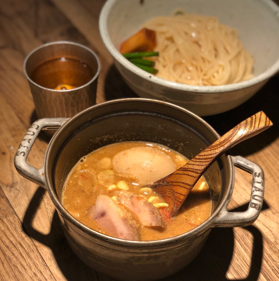 Curry Tsukemen Ramen With Pork from 和醸良麺 すがり on #foodmento http://foodmento.com/dish/44115