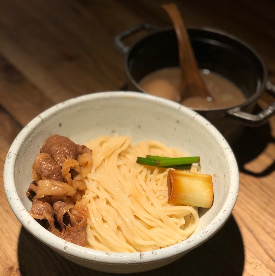 Tsukemen Ramen (Wagyu Beef) from 和醸良麺 すがり on #foodmento http://foodmento.com/dish/8669