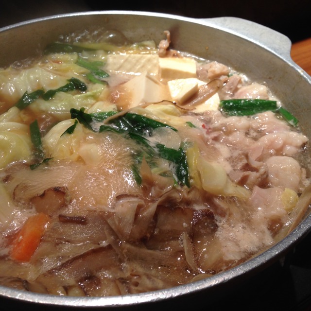 Offal Hot Pot (Motsunabe) from 博多もつ鍋やまや 博多店 on #foodmento http://foodmento.com/dish/8734