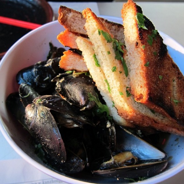Wok Roasted Mussels at Myers + Chang on #foodmento http://foodmento.com/place/2417