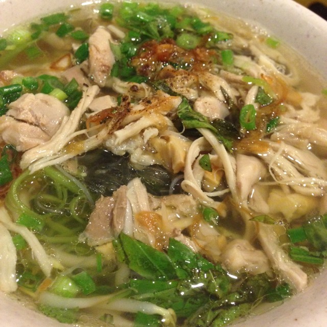 Chicken & Bamboo Shoot Vermicelli Soup at Long Phung Vietnamese Restaurant on #foodmento http://foodmento.com/place/251