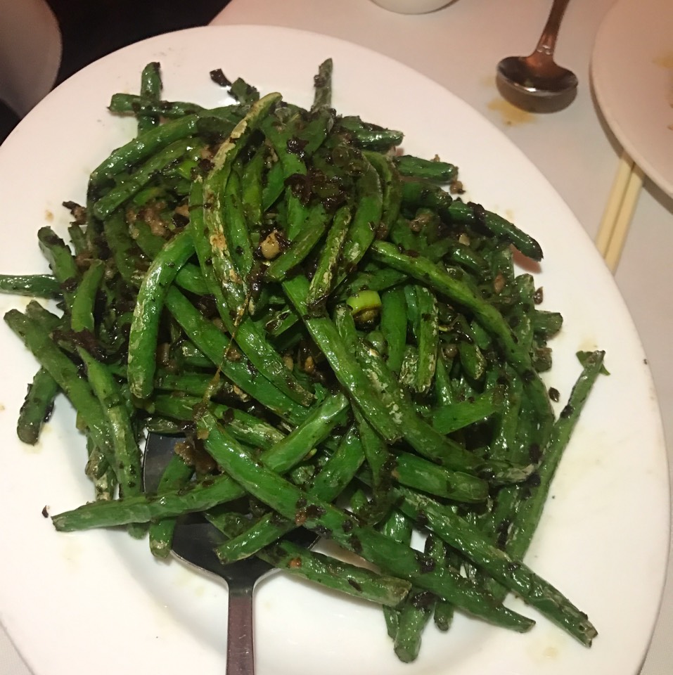 Sauteed String Beans With Yibin City Spices at Wu Liang Ye on #foodmento http://foodmento.com/place/2539