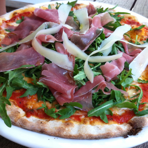 Pizza parma ham at Da Paolo Bistro Bar on #foodmento http://foodmento.com/place/25